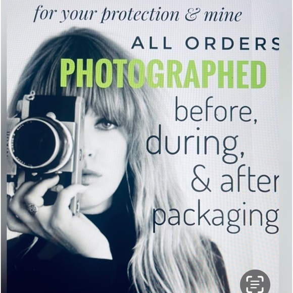 💐PRADA SHEARING MINI RE EDITION BAG ~Sold Out Everywhere - Picture 10 of 11